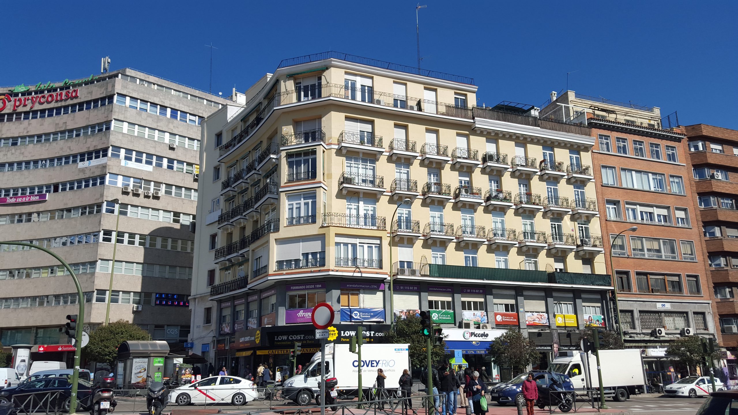 Raimundo Fernandez Villaverde, nº 1 - Madrid. despues